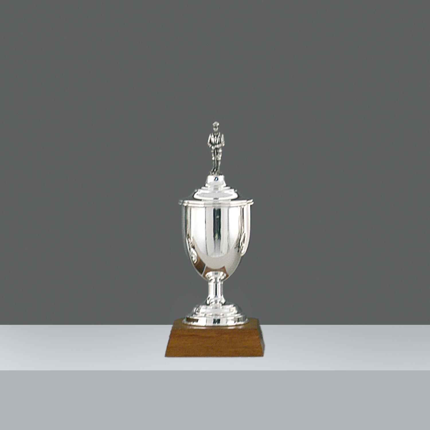COPA OLIVOS SIN ASAS CON APLIQUE Nº1 h.31cm