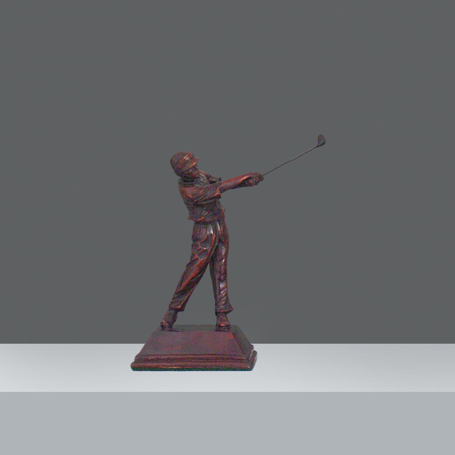 ESTATUILLA HOMBRE DRIVE h. 22 cm