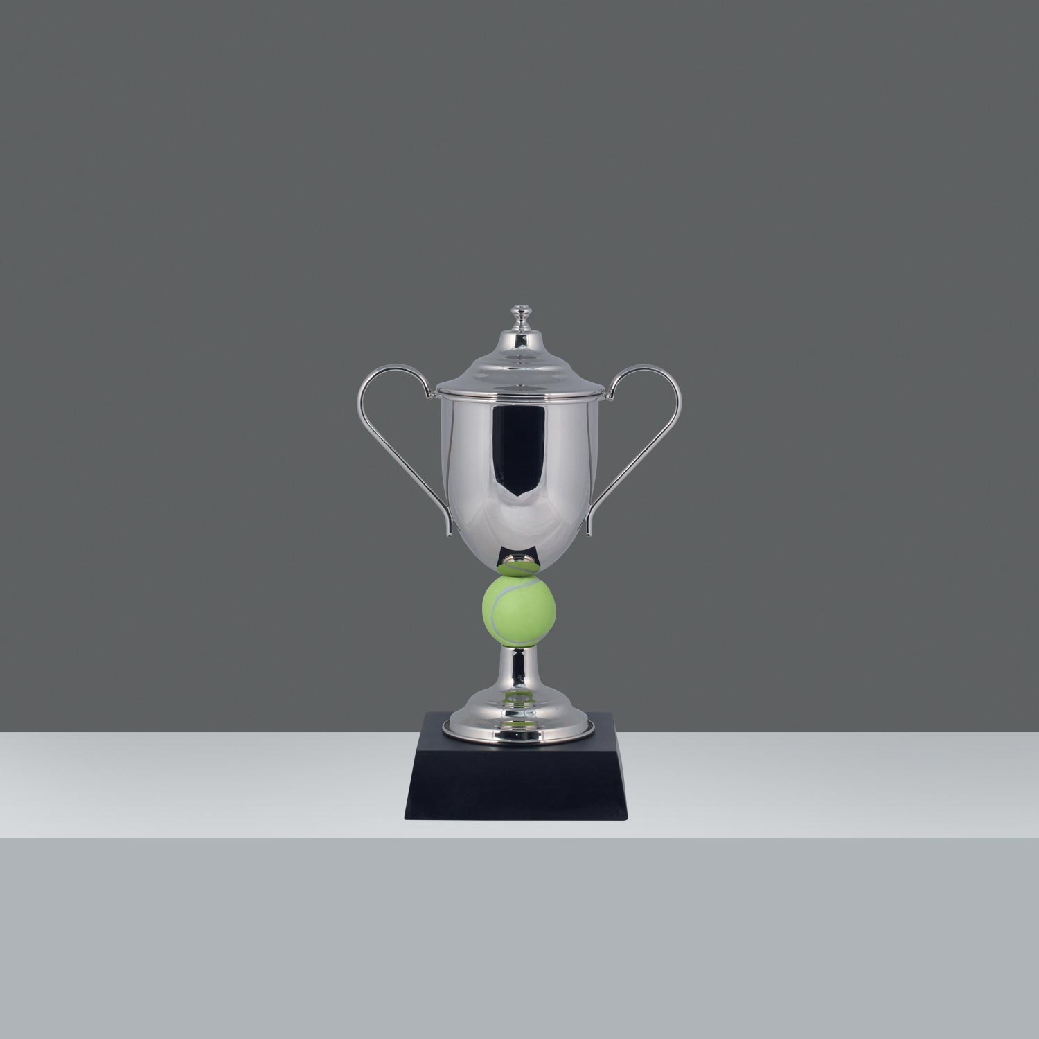 COPA OLIVOS Nº1 h 24cm CON PELOTA TENIS