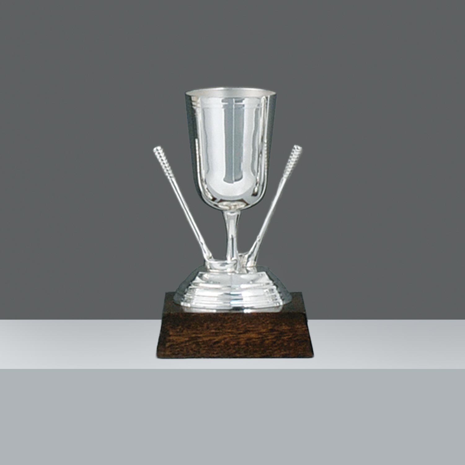 COPA 2 PALOS DE GOLF NRO. 3  h. 19.5 cm