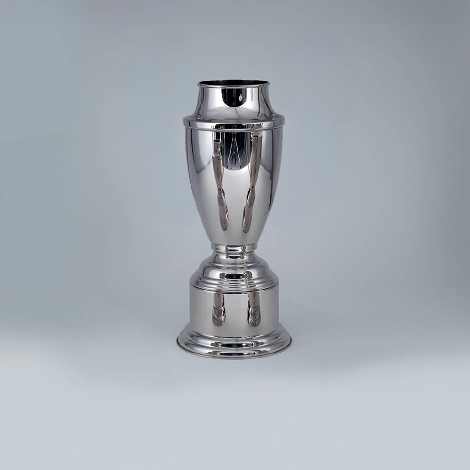 COPA LIPTON N°3 SIN ASAS Y CON BASE, H 48 cm