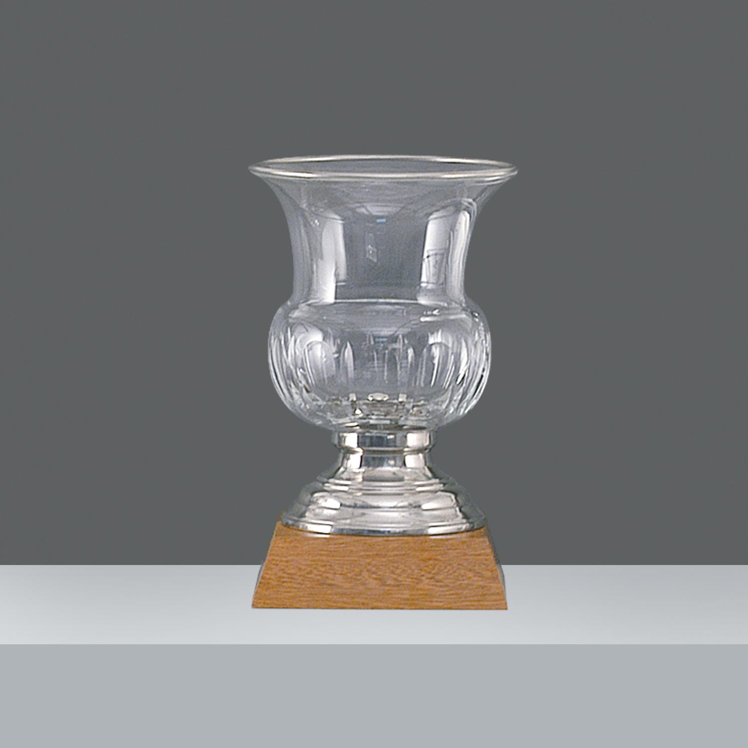BALDE CRISTAL TALLADO Nº 3 h.29cm