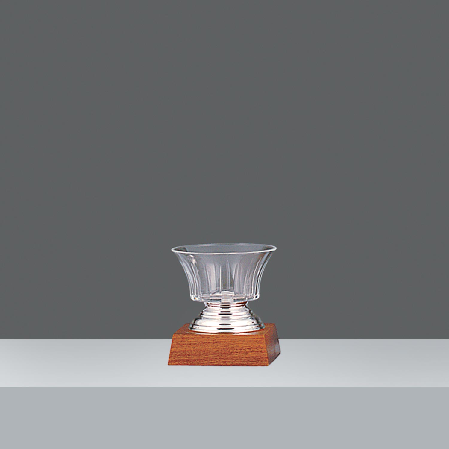 COPA CRISTAL OREFORD BAJA Nº3 h.13.5cm