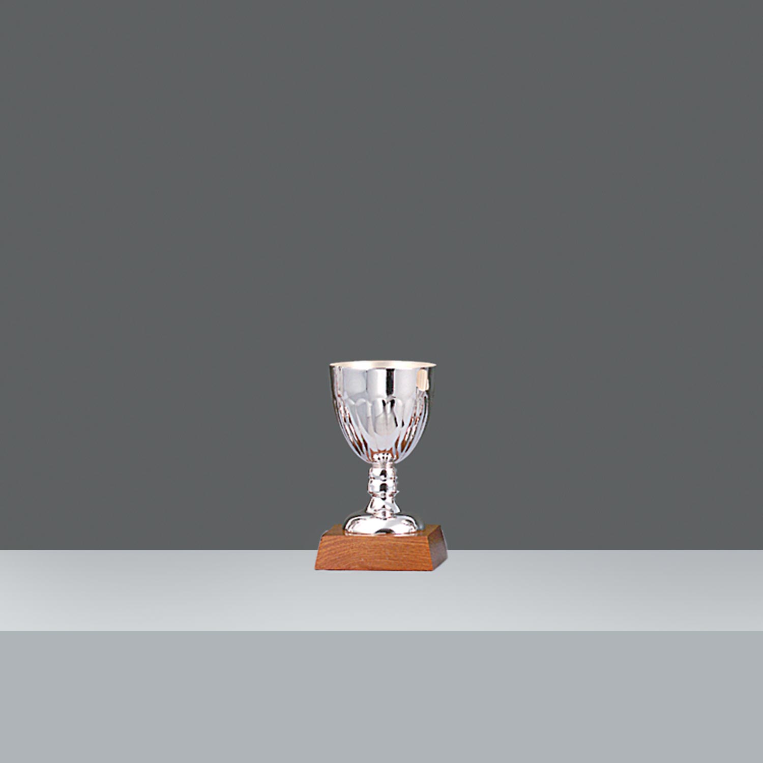 COPA CLASICA CINC.Nº3 h.13.5cm