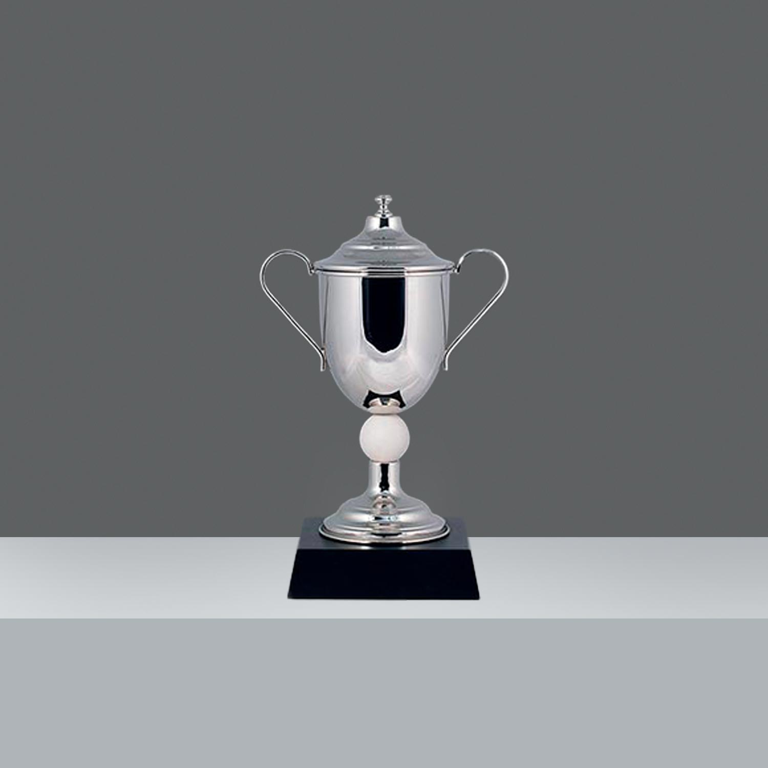 COPA OLIVOS Nº2 h 27.5cm CON PELOTA POLO