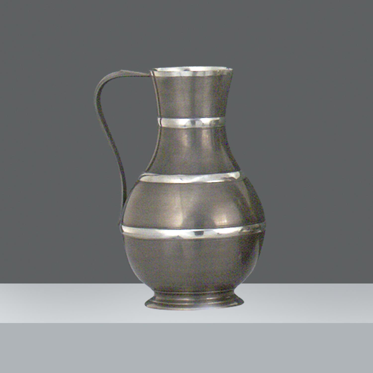 JARRA DE PELTRE GRANDE h.24cm
