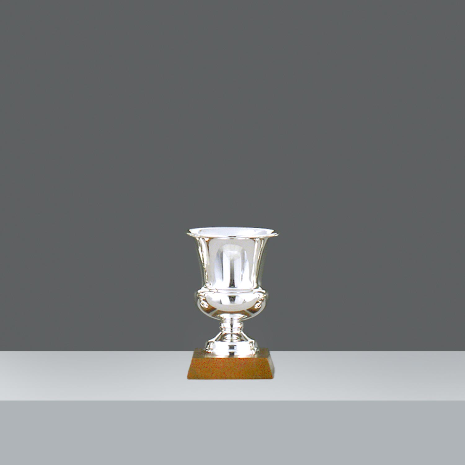 COPA MEDITERRANEA LISA Nº3 h.15.5cm