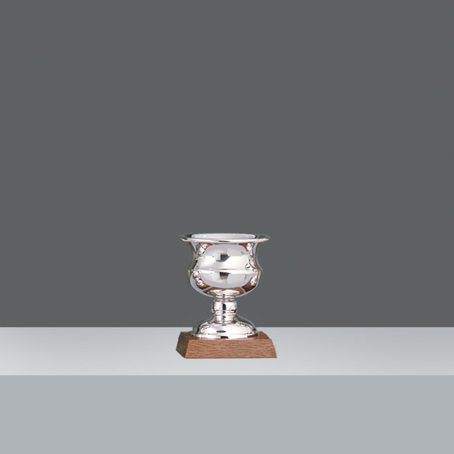 COPA GALES LISA Nº4 h.13.5cm