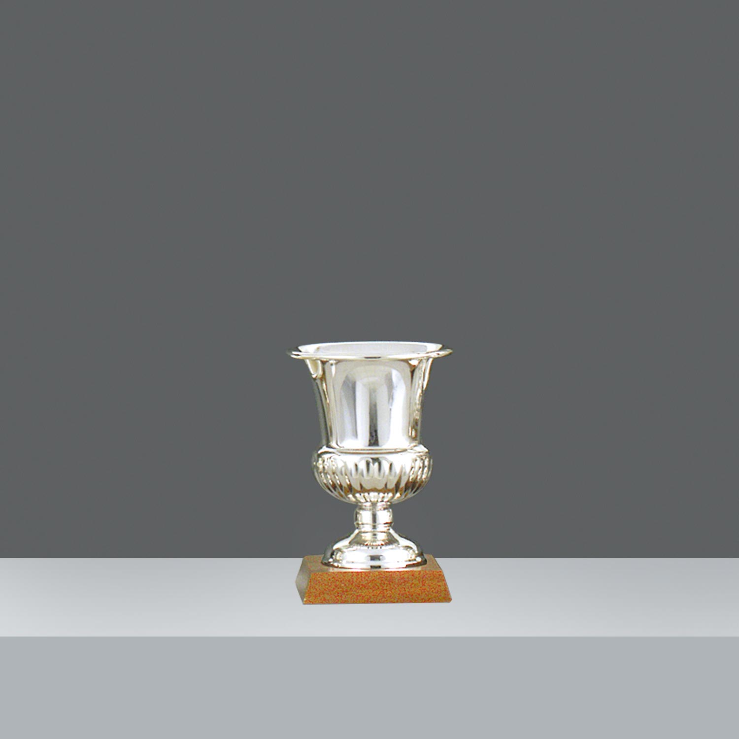 COPA MEDITERRANEA CINC. Nº4  h.17cm