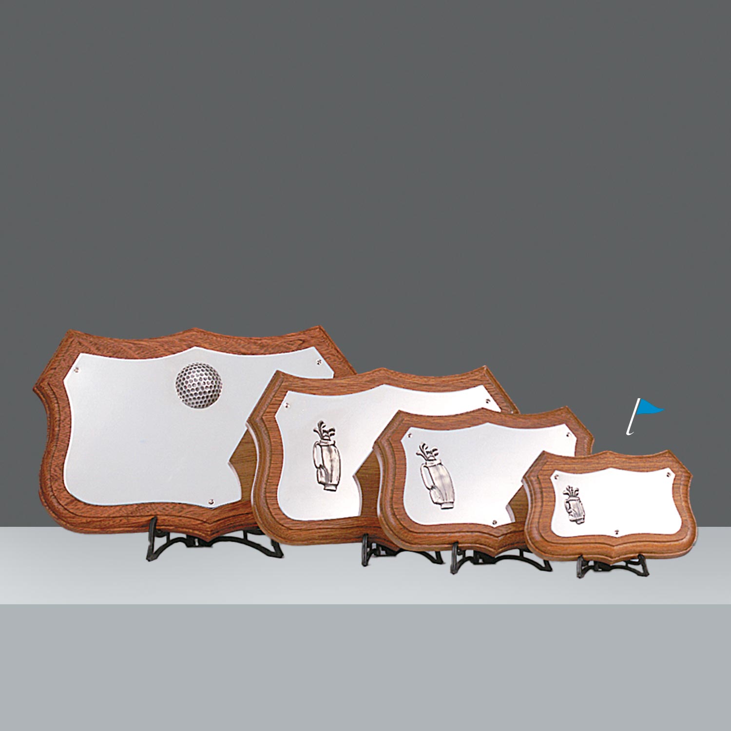 PLAQUETA MAD.C/APLIQUE BOLSA  15 cm