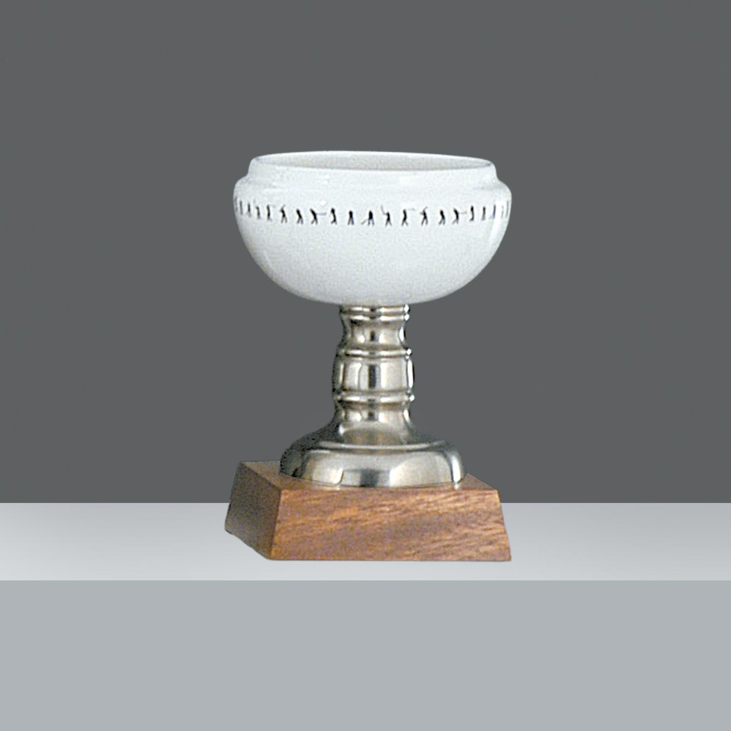 COPON CERAMICA PIE SCOTCH Nº4 h. 19 cm