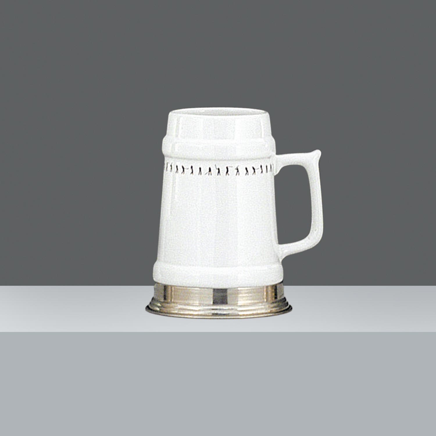 JARRO DE CERVEZA CERAMICO C/PIE GRANDE  h. 18.5 cm