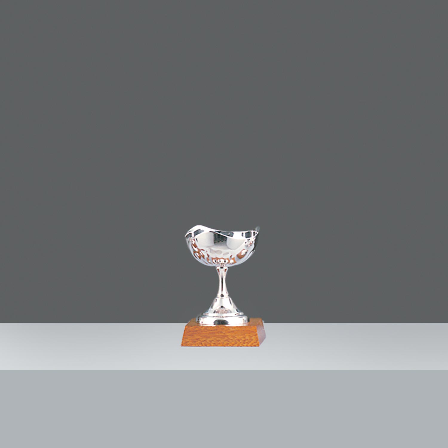 COPA JAPON CINC. Nº2  h.14.4cm