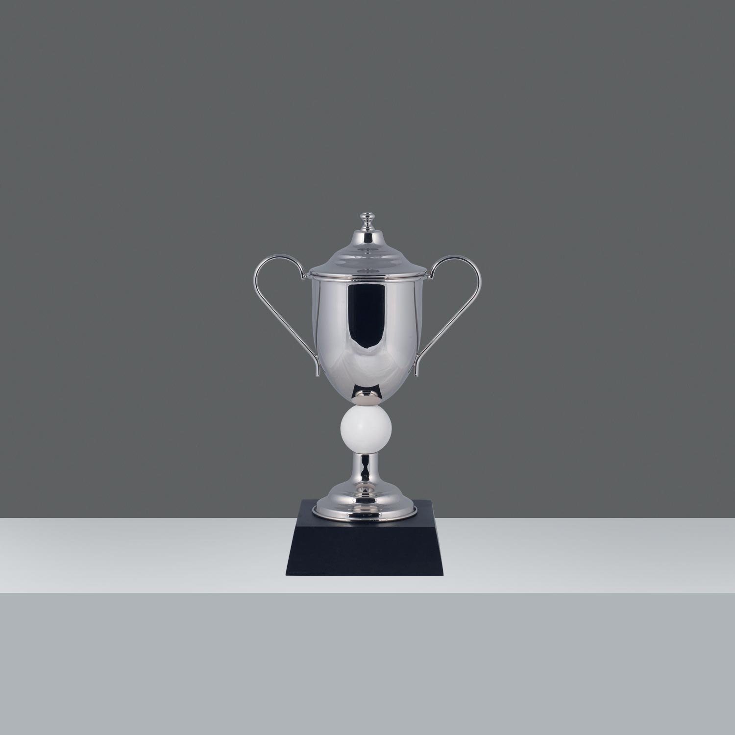 COPA OLIVOS Nº1  h. 18 cm.
