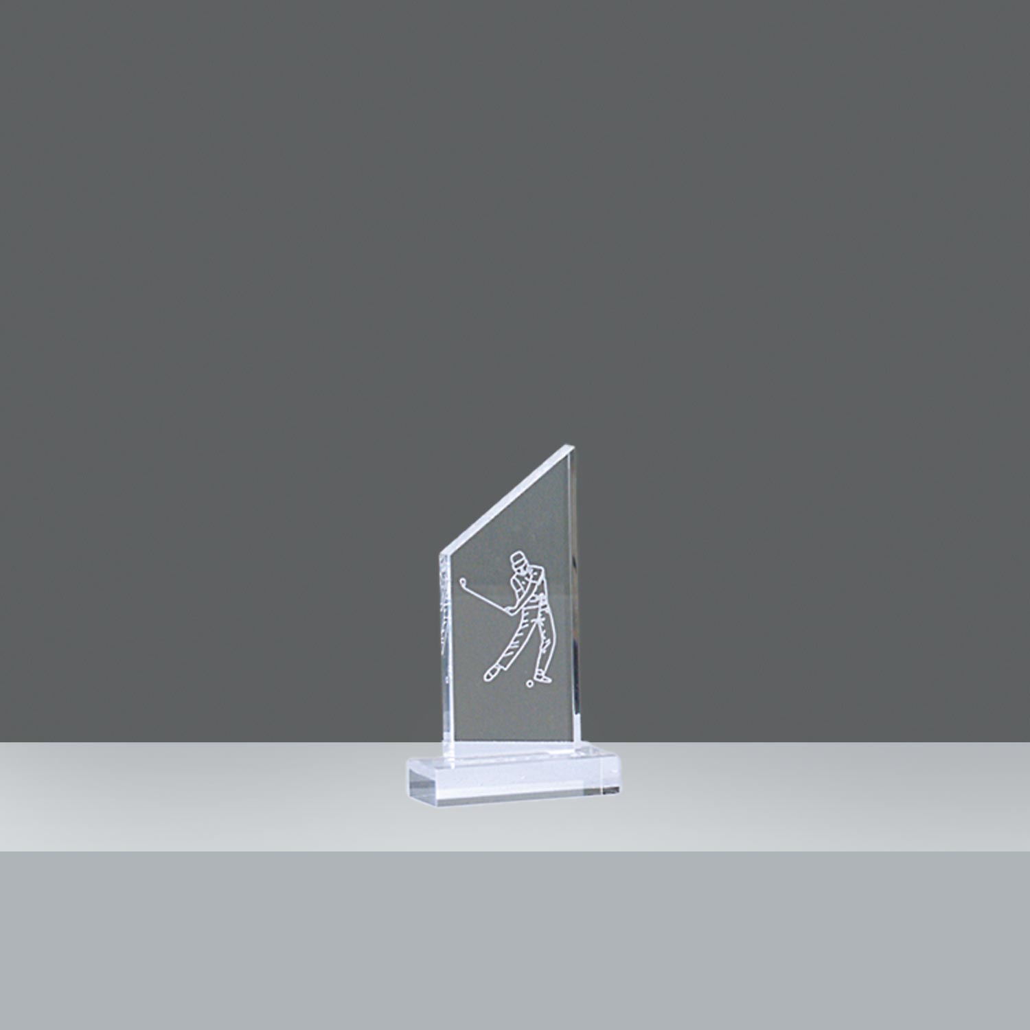 ACRILICO OBLICUO  Nro 1 CON GOLFISTA  h. 18 cm