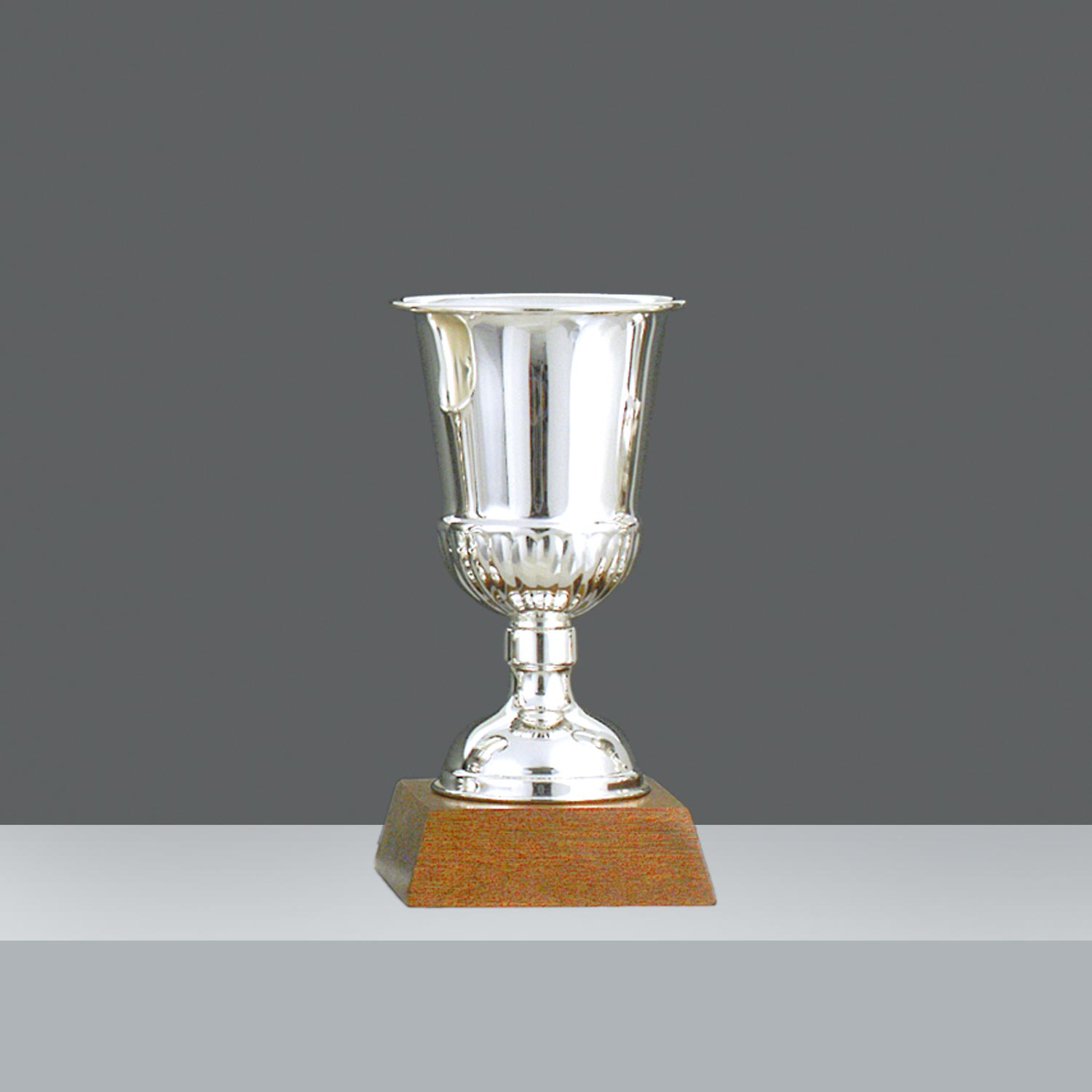 COPA MEDITERRANEA CINC. Nº6 h. 28cm.