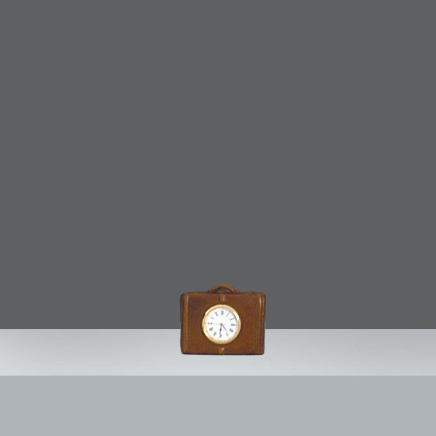 RELOJ MALETIN