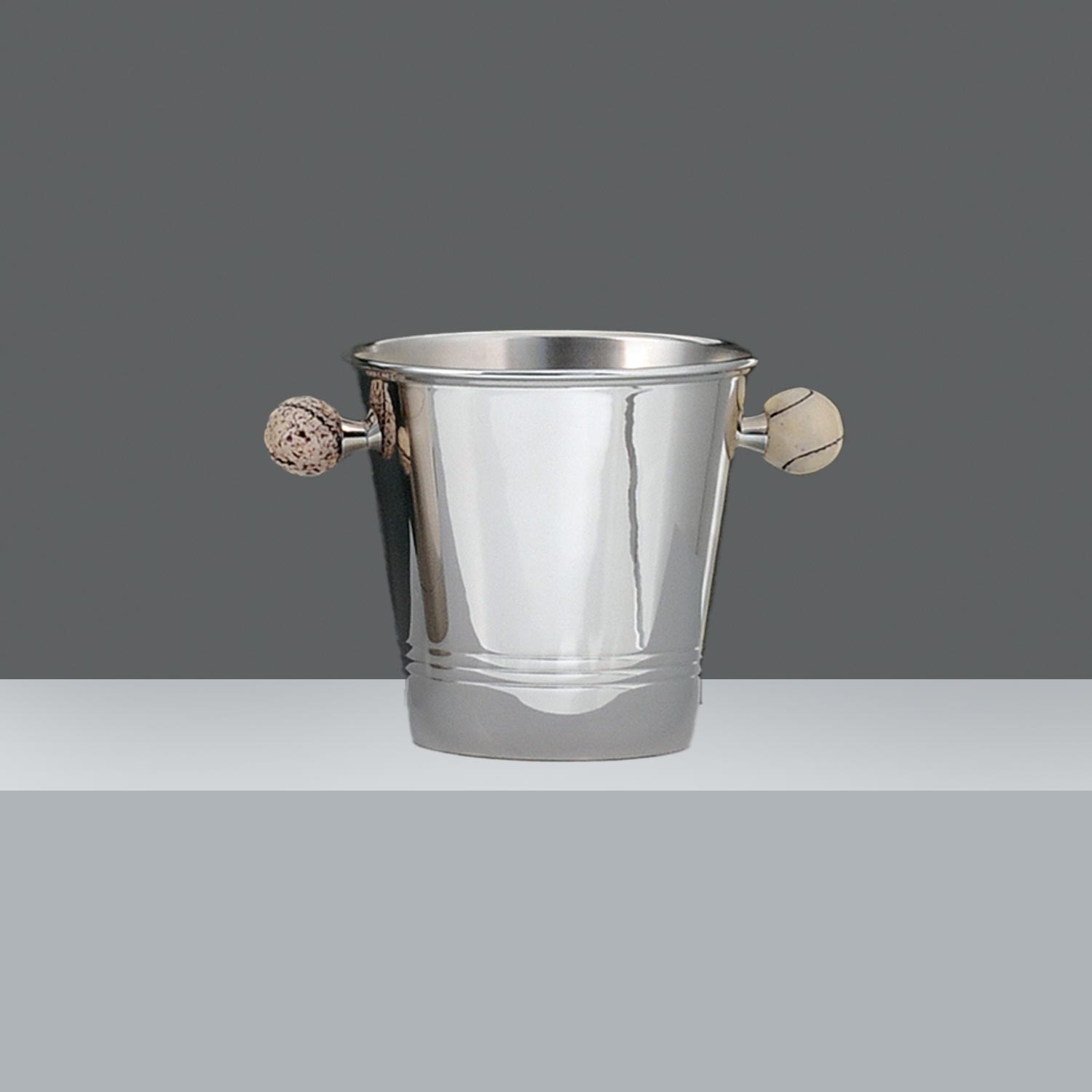 VASO DE HIELO CON PELOTA DE RESINA