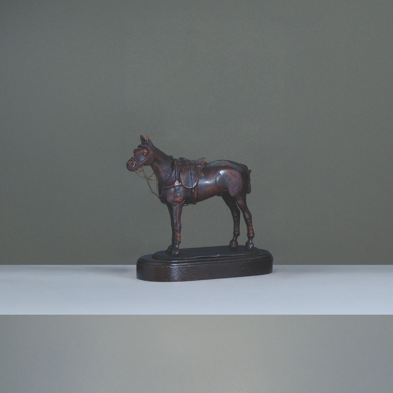 CABALLO DE POLO EN RESINA NRO. 2