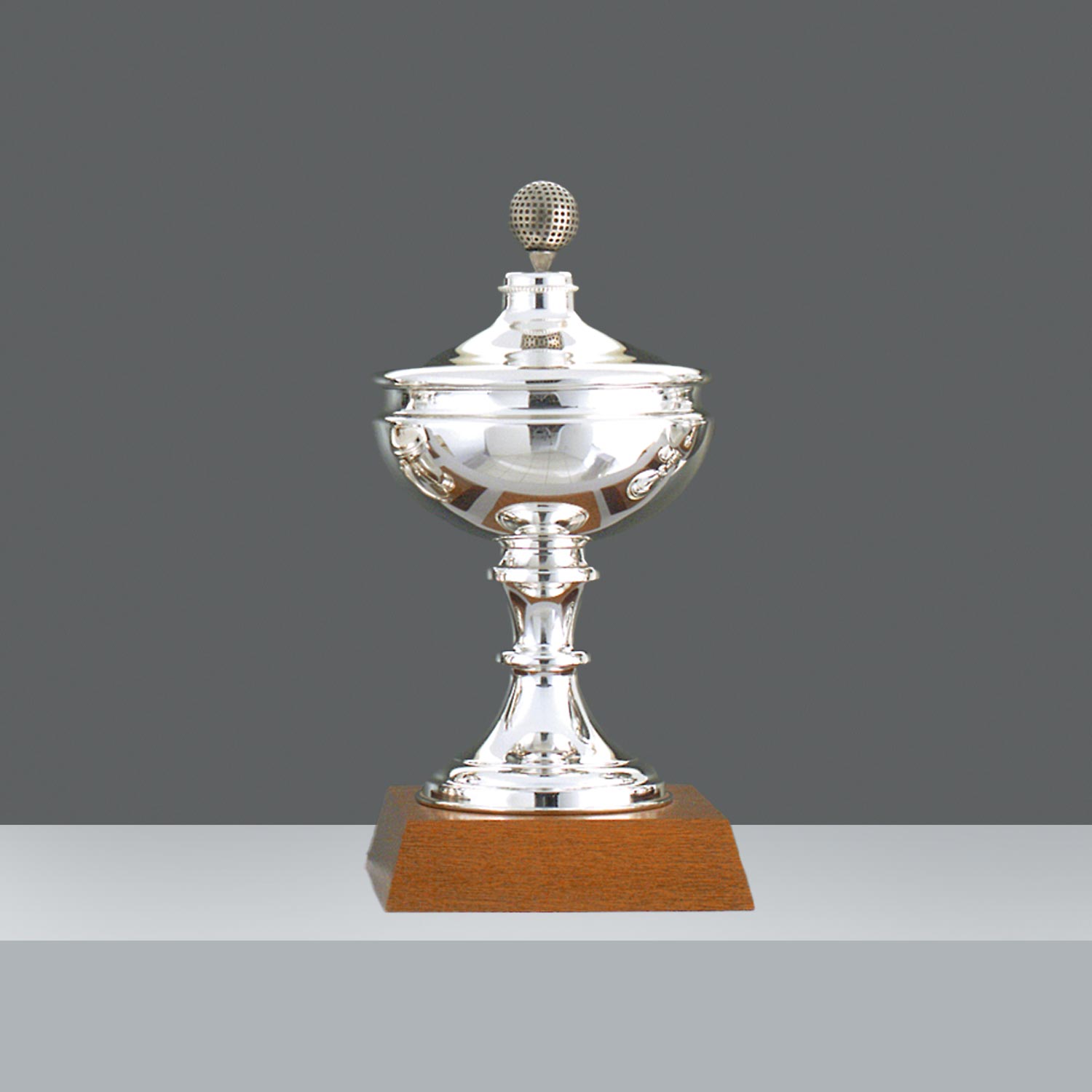 COPA GRAN PRIX LISA Nº6 h.39cm CON PELOTA PELTRE