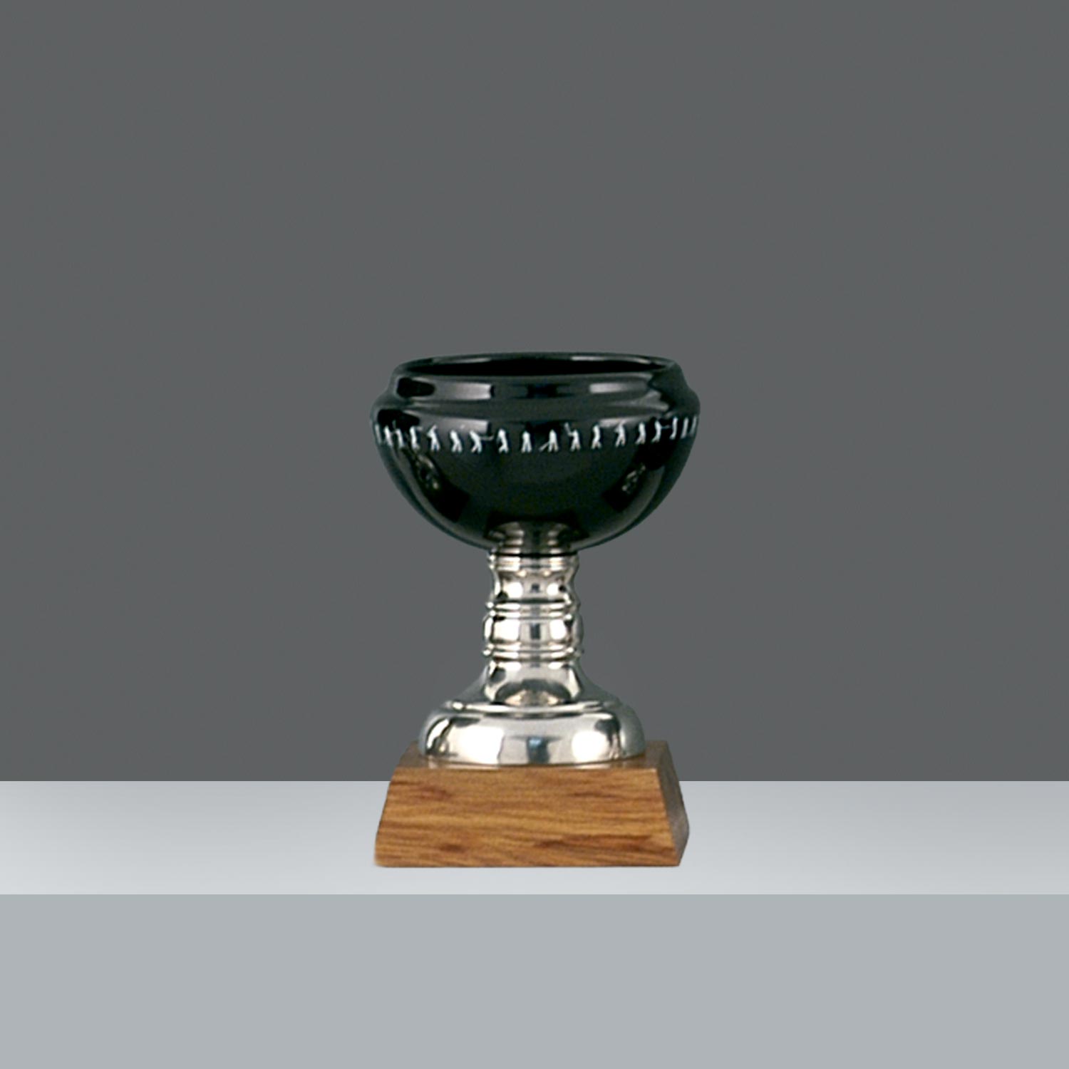 COPON CERAMICA PIE SCOTCH NEGRO Nº3 h.16cm