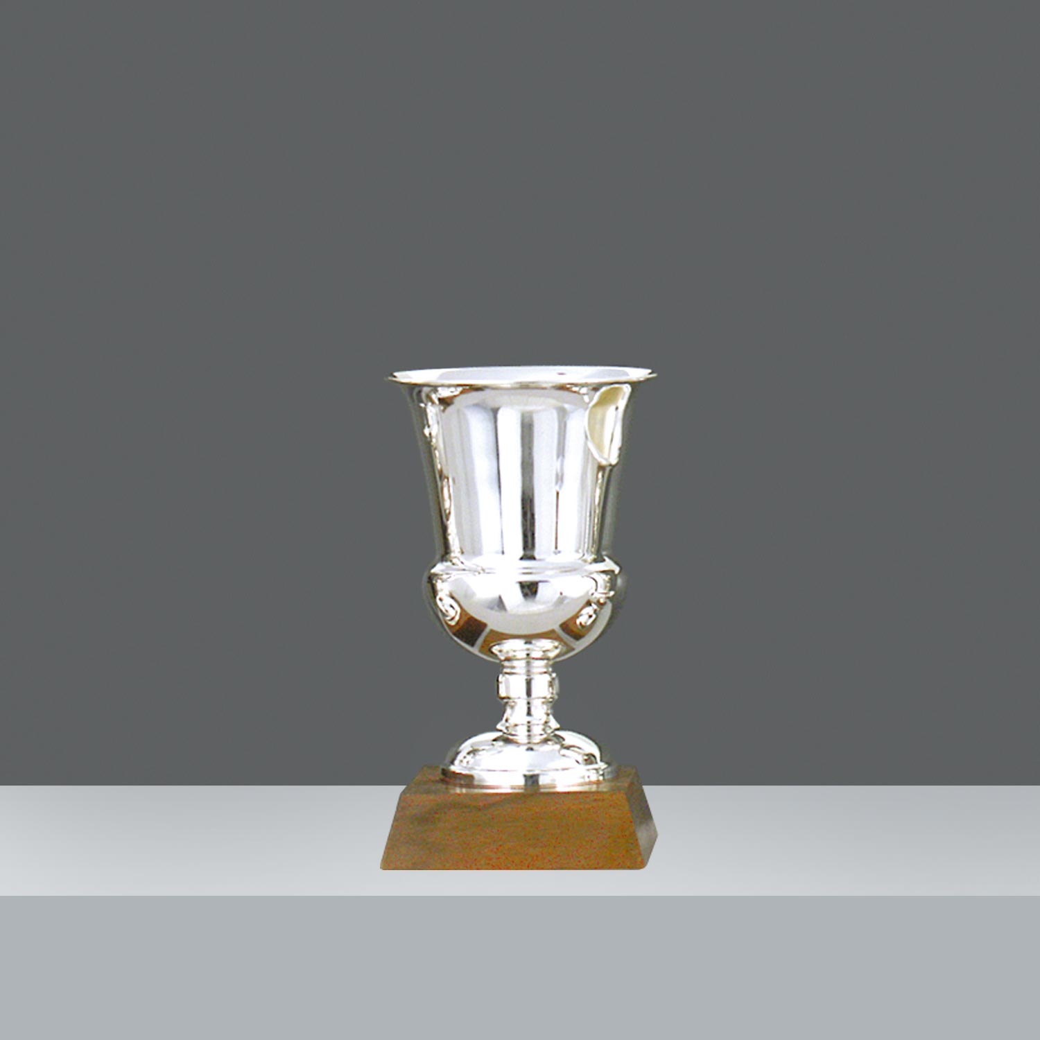 COPA MEDITERRANEA LISA Nº5 h.22.3cm