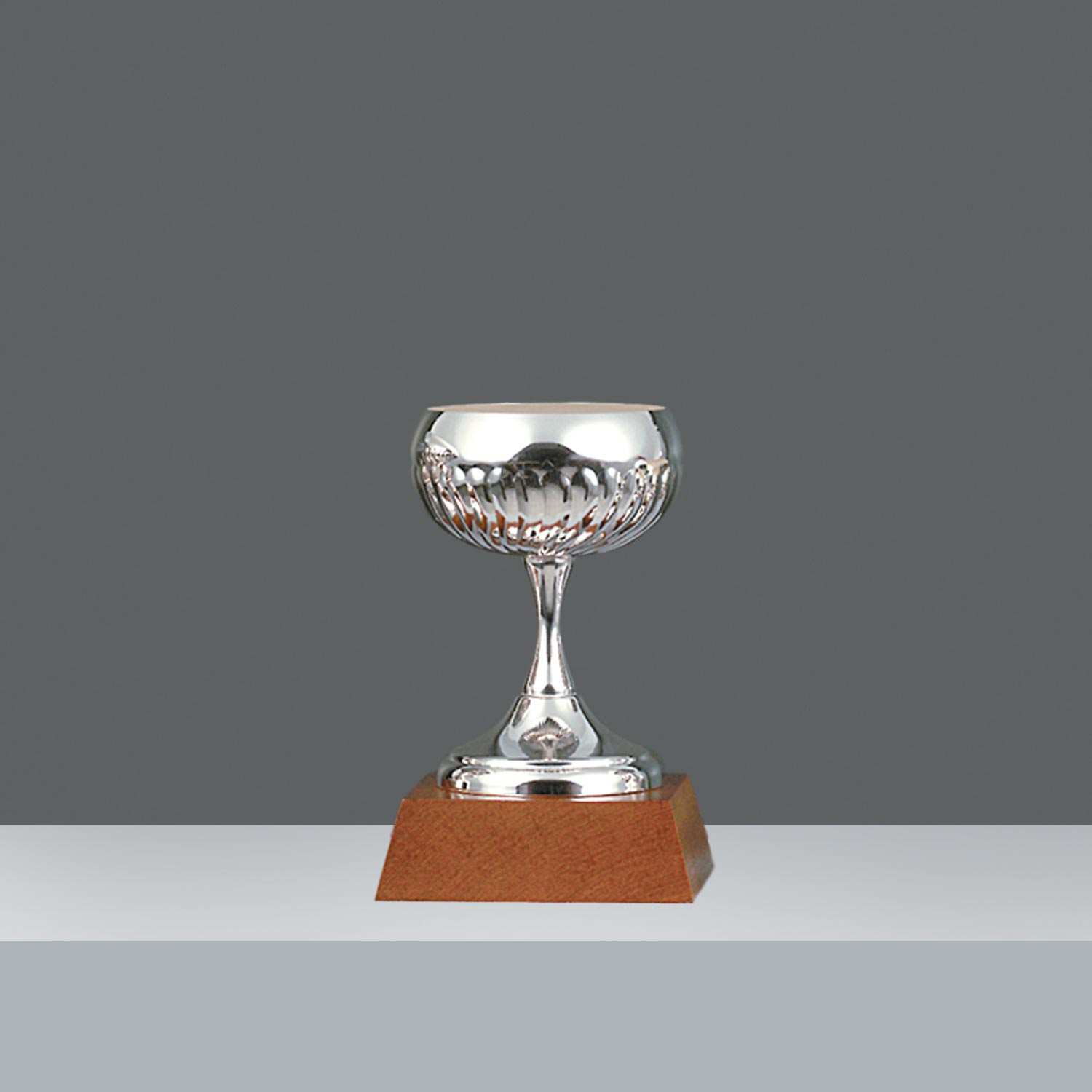 COPA MUNDO ALTA ½ CINC. Nº4 H.21.5cm