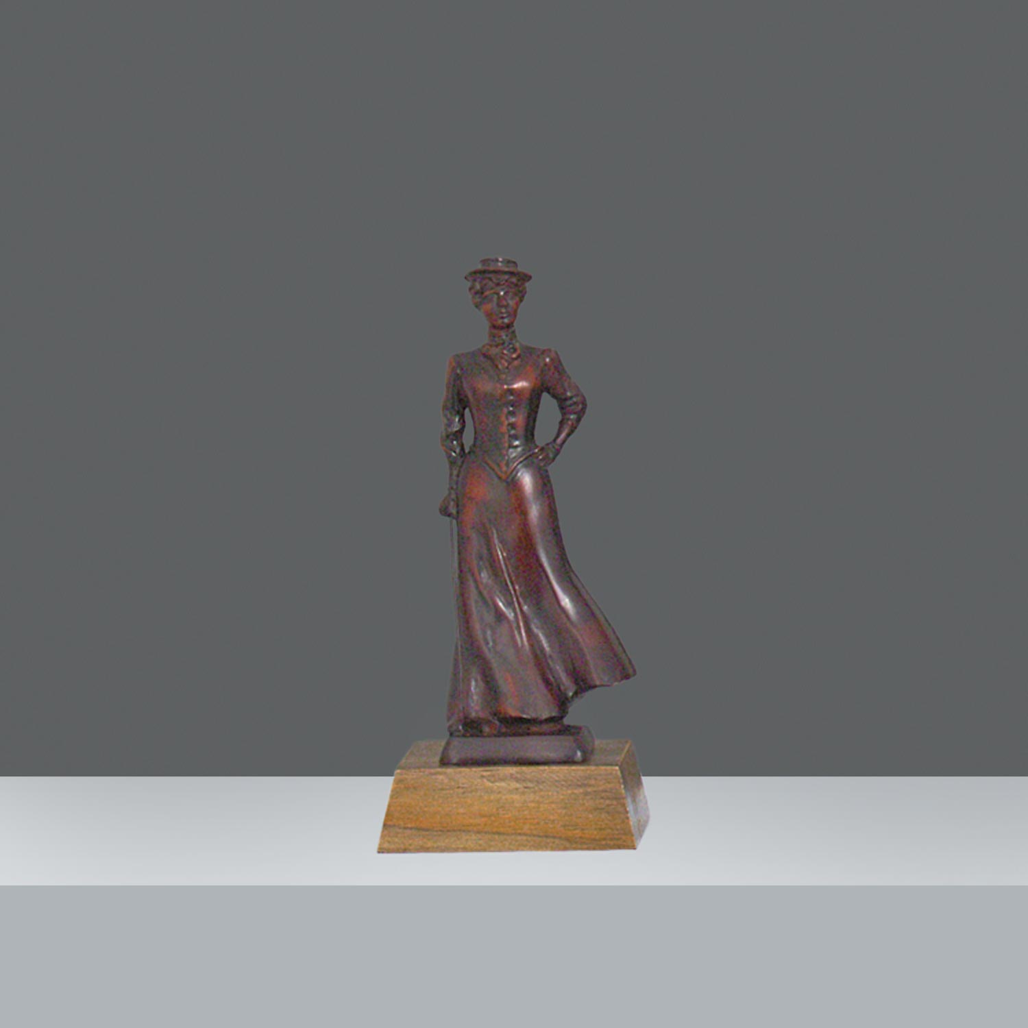 FIGURA GOLF DAMA Nº2 h.26cm