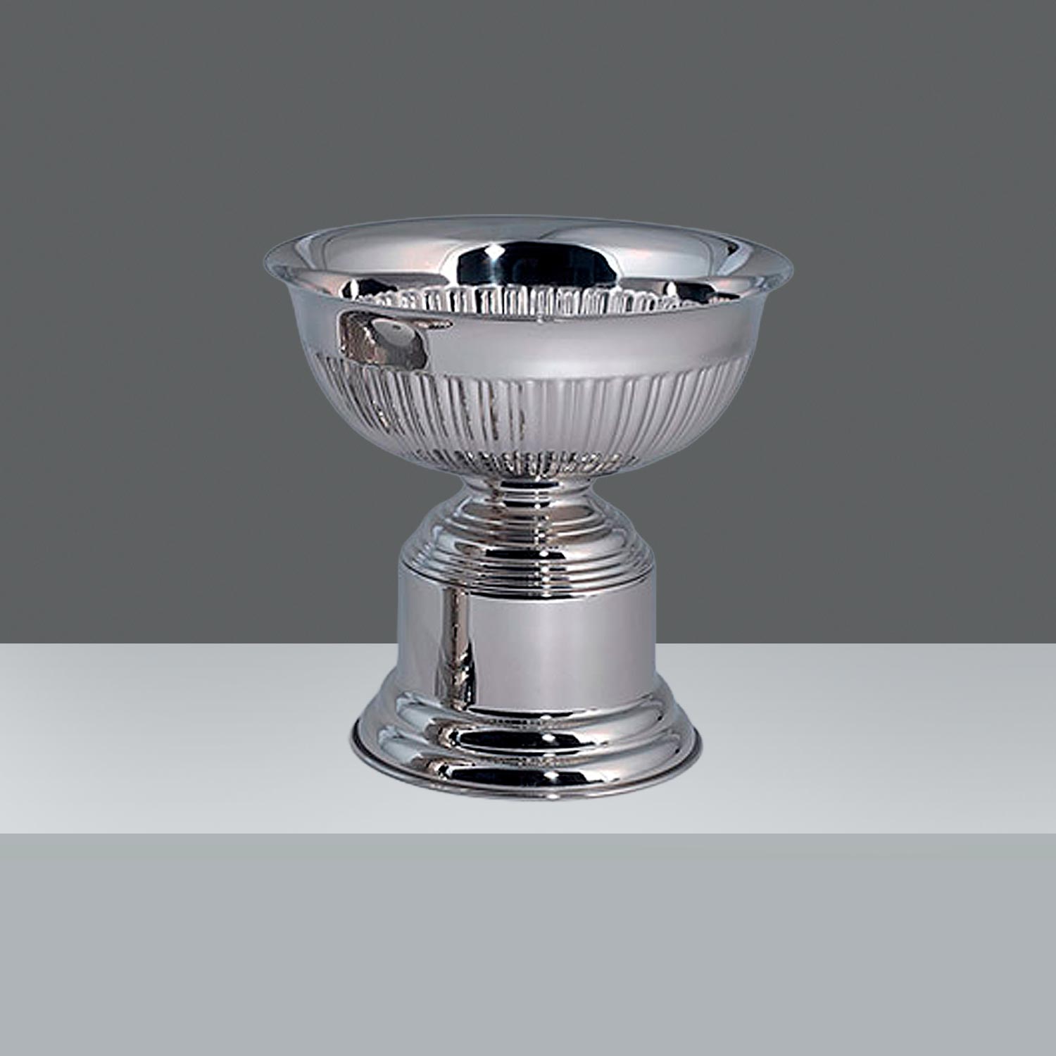 BOWL CINCELADO QUEEN ANNE, DIAMETRO 27 cm, H 26,5 cm