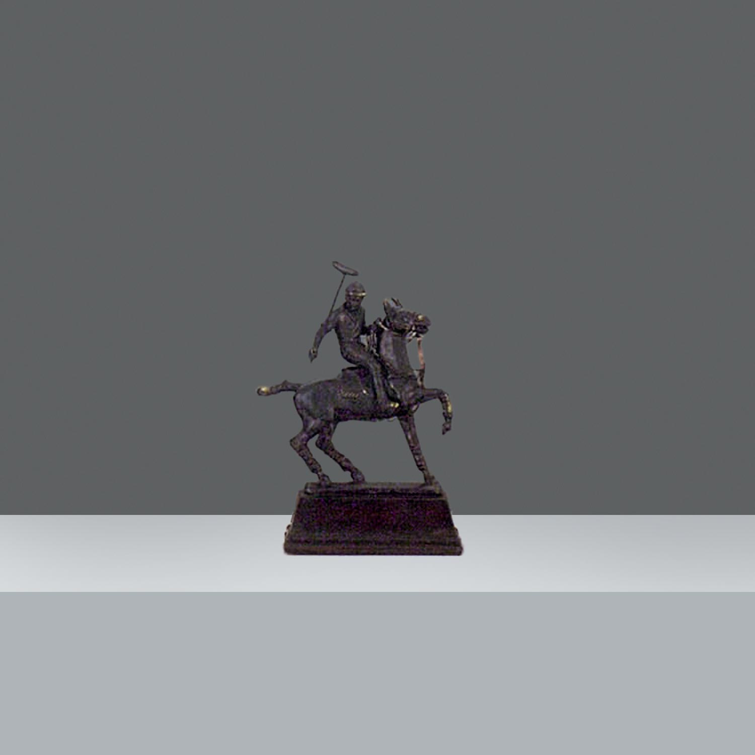 POLISTA A CABALLO h. 16 cm