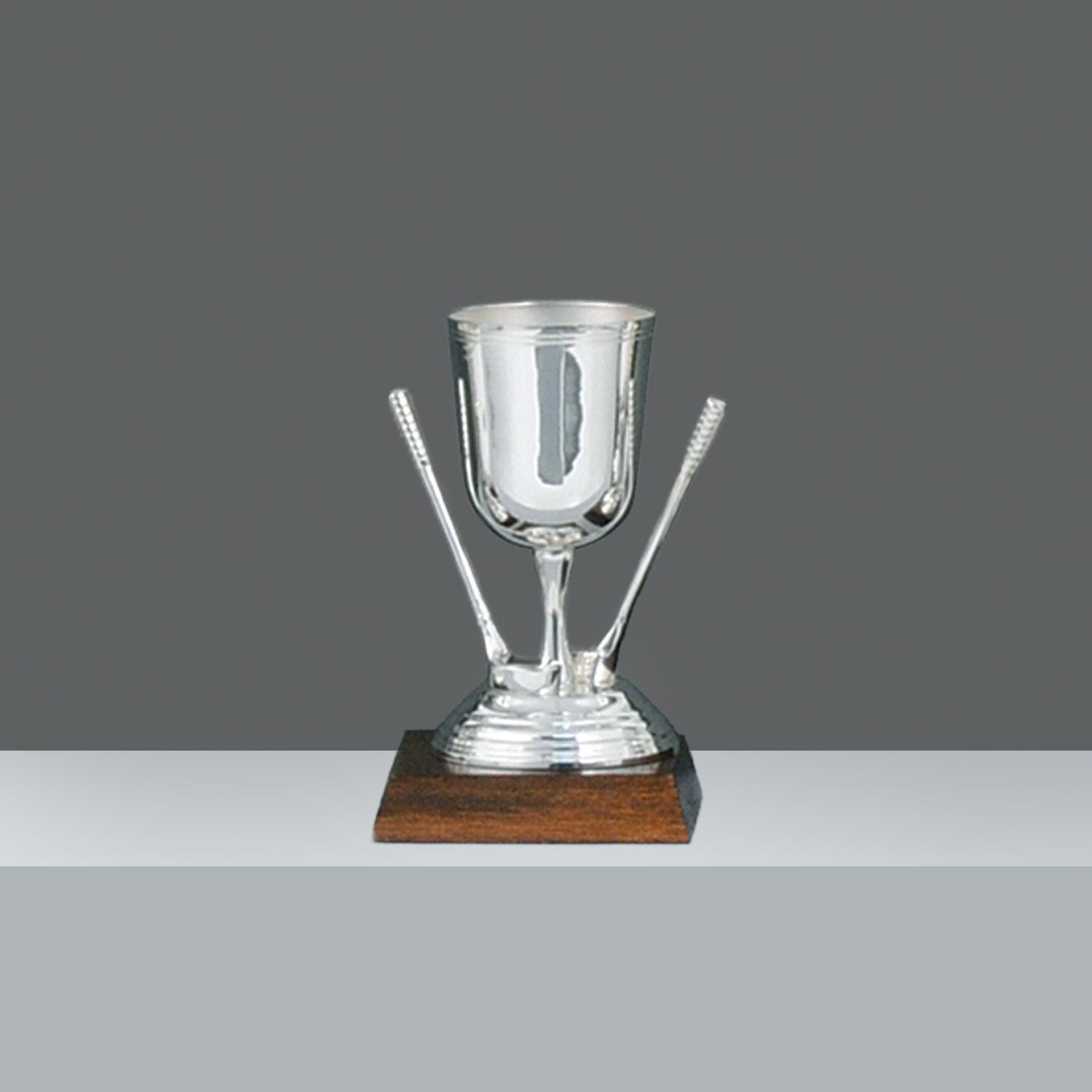 COPA 2 PALOS DE GOLF NRO. 2 h. 17.5 cm