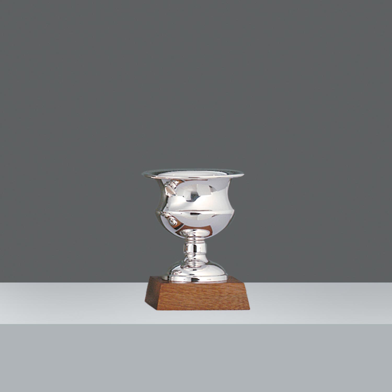 COPA GALES LISA Nº5  h.17.2cm