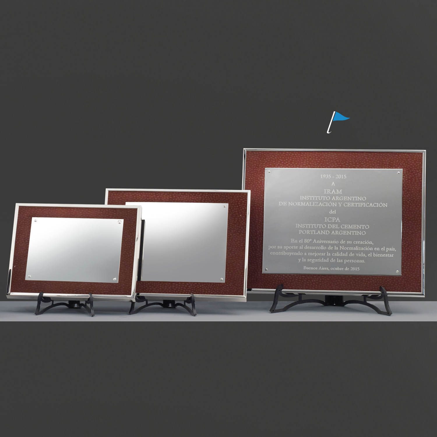 PLAQUETA CROCCO CON PLACA INCLUIDA de 18 x 24 cm