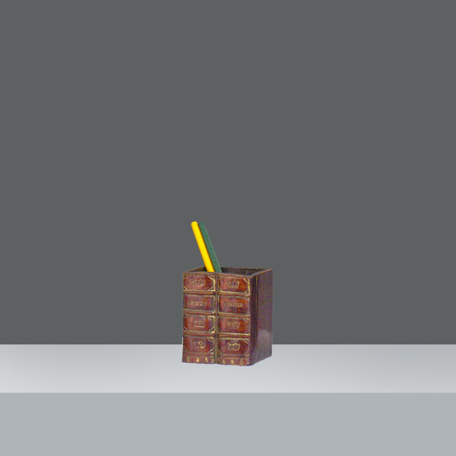 LAPICERO RESINA LIBROS  h. 9 cm