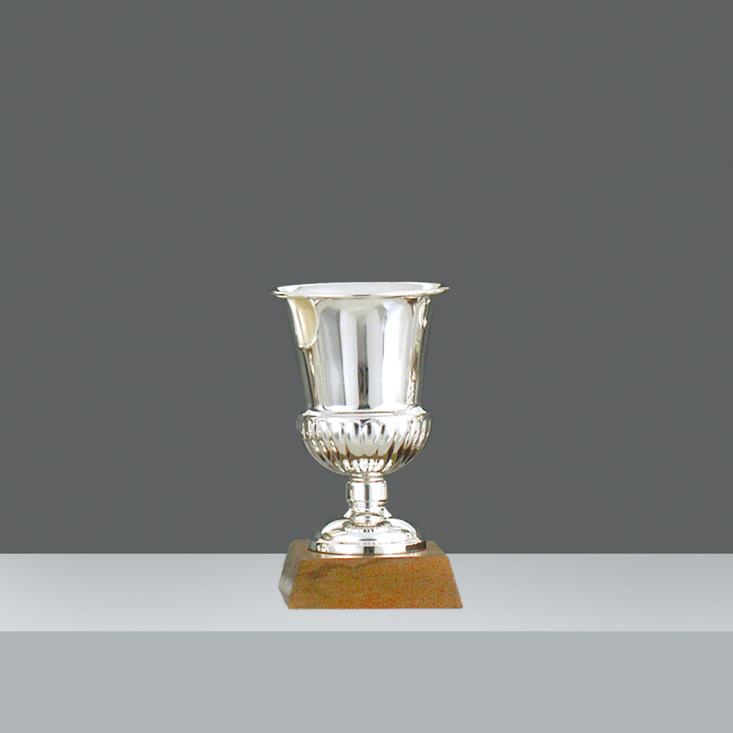COPA MEDITERRANEA CINC. Nº5  h.22.3cm