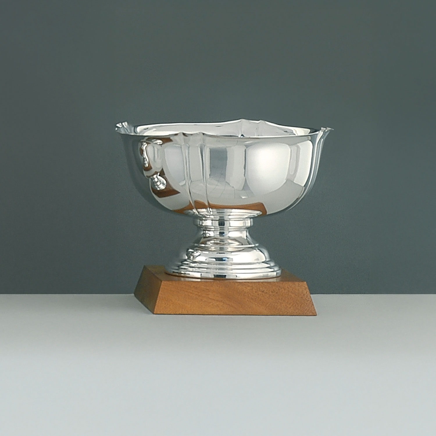 BOWLS  diam. 30,5 cm  h. 21 cm