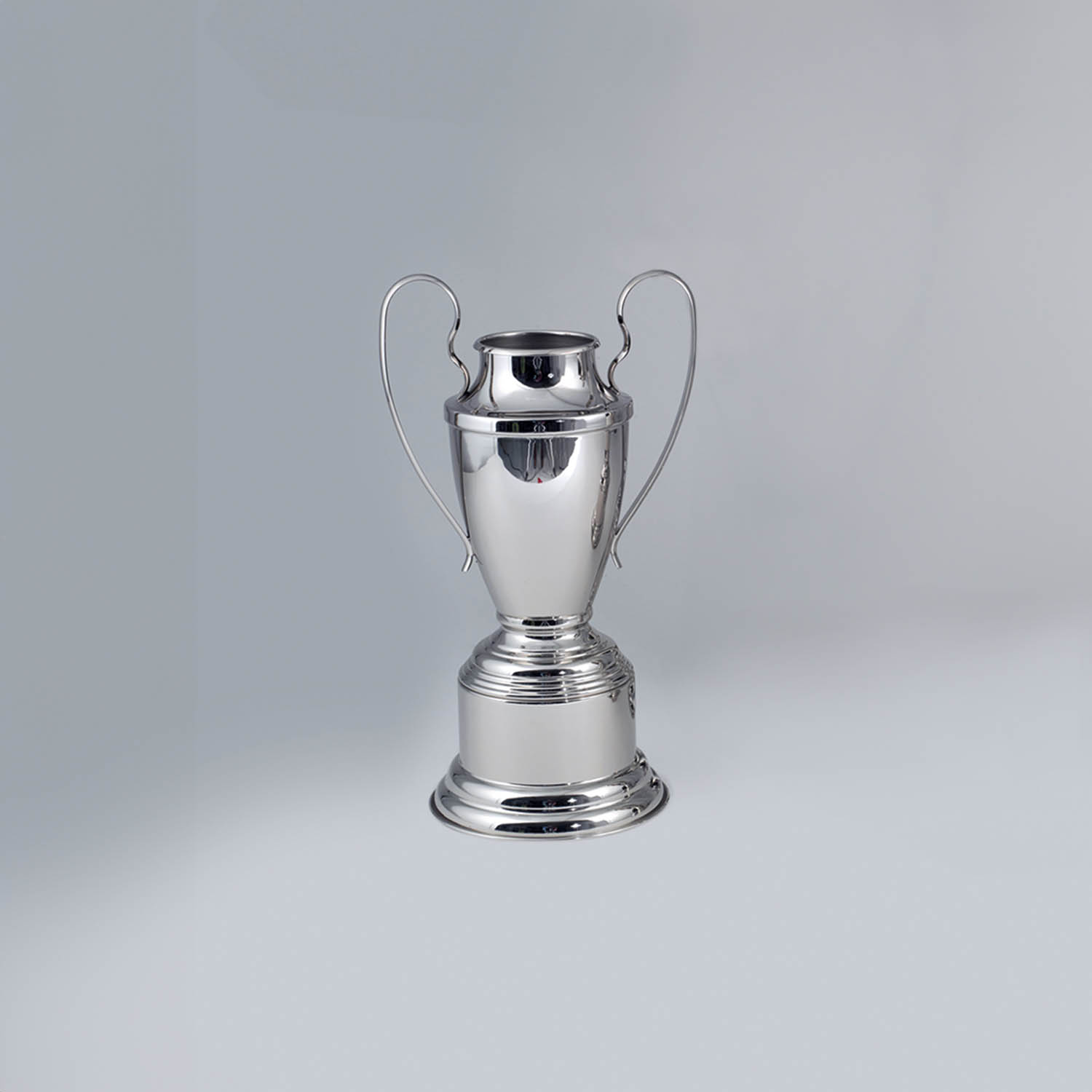 COPA LIPTON N°1 CON ASAS Y CON BASE, H 39 cm