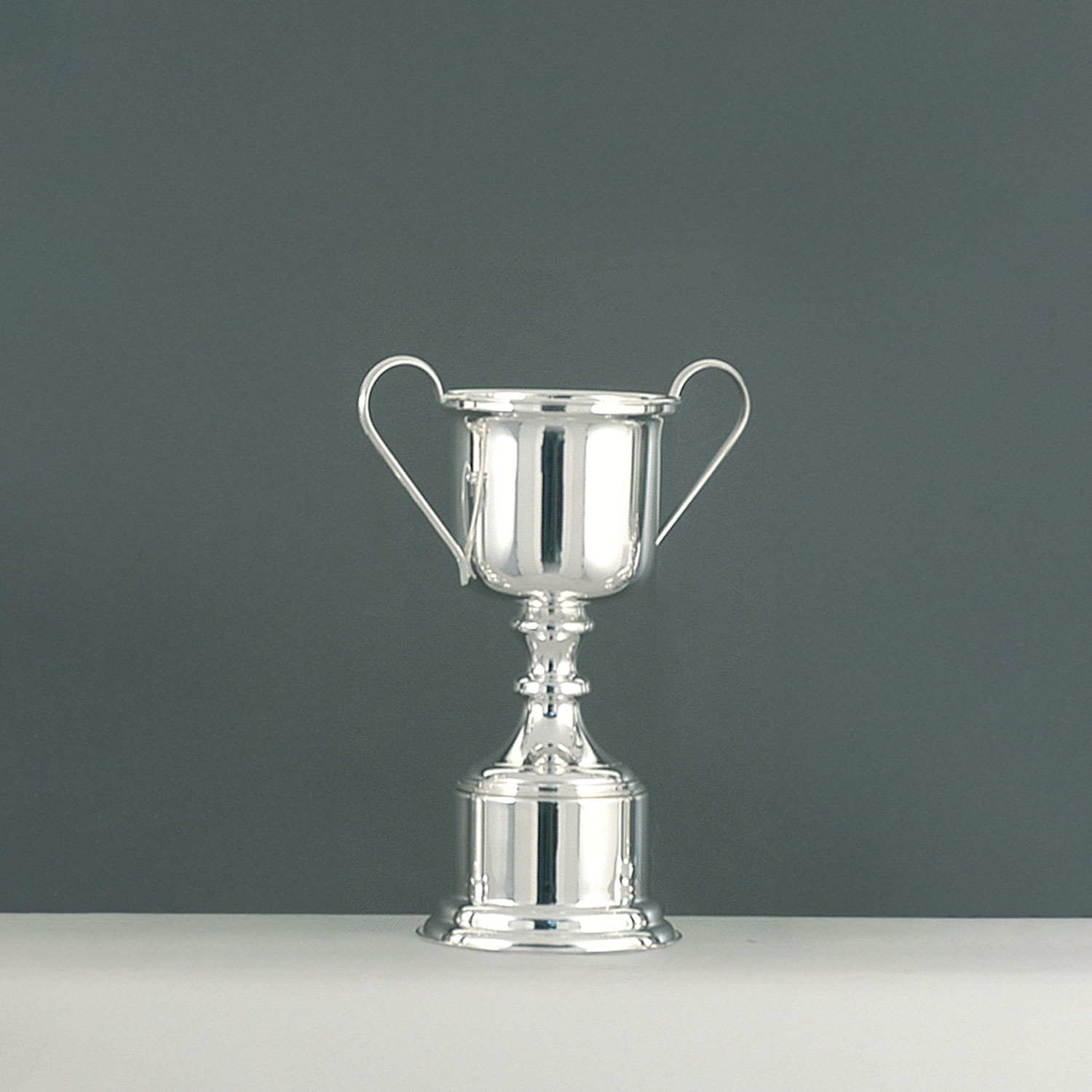 COPA CERDEÑA CON ASAS Nº2 h.39cm