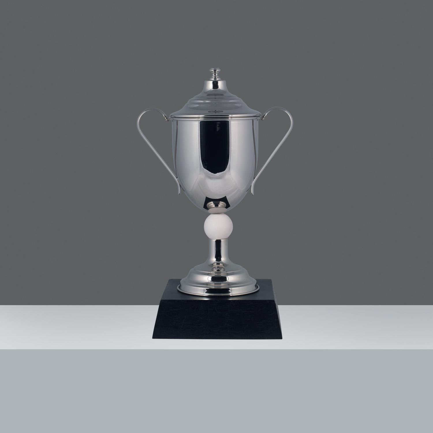 COPA OLIVOS Nº3  h. 31 cm